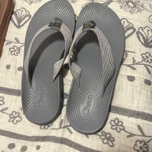 Chaco flip flop size 8 never worn